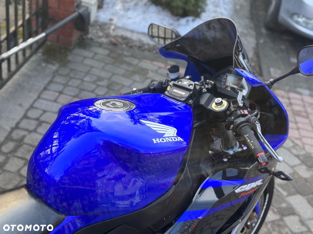 Honda CBR - 14