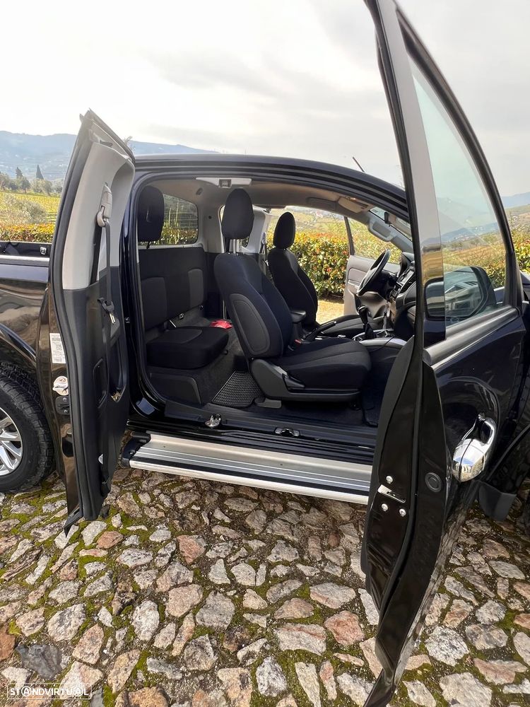 Mitsubishi L200 2.4 DI-D CD Space Cab Strakar 4WD - 4