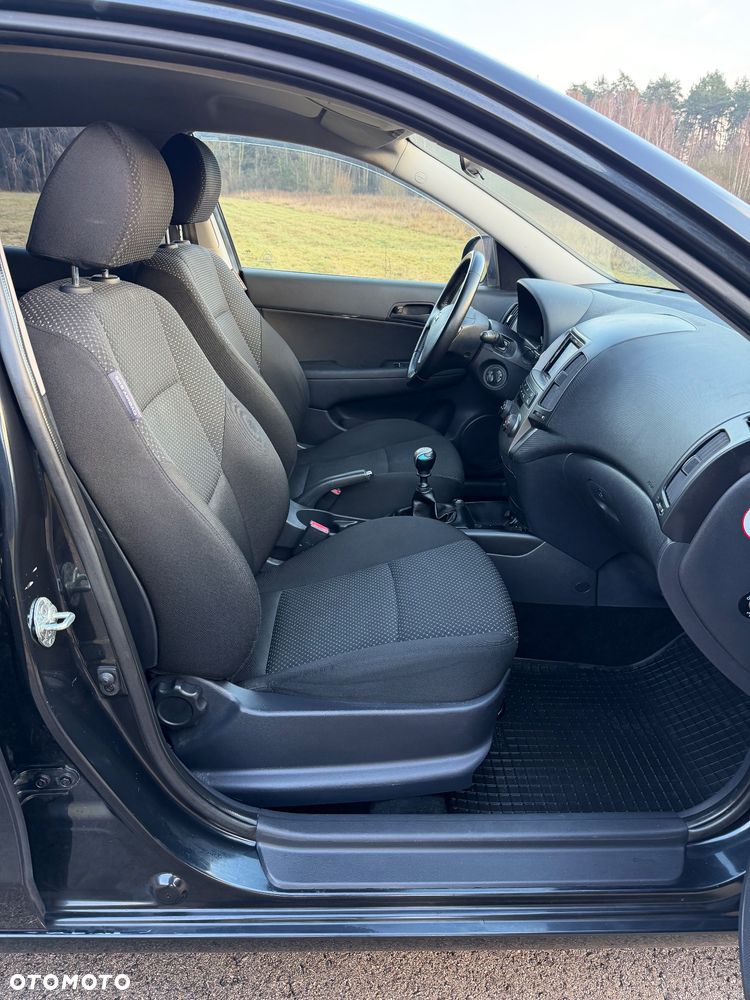 Hyundai i30 1.4 Blue Classic - 19