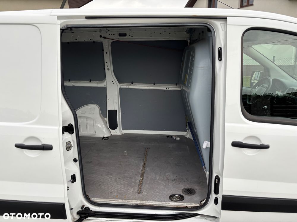 Peugeot Expert - 8