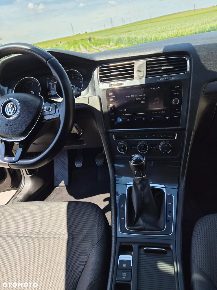 Volkswagen Golf - 3