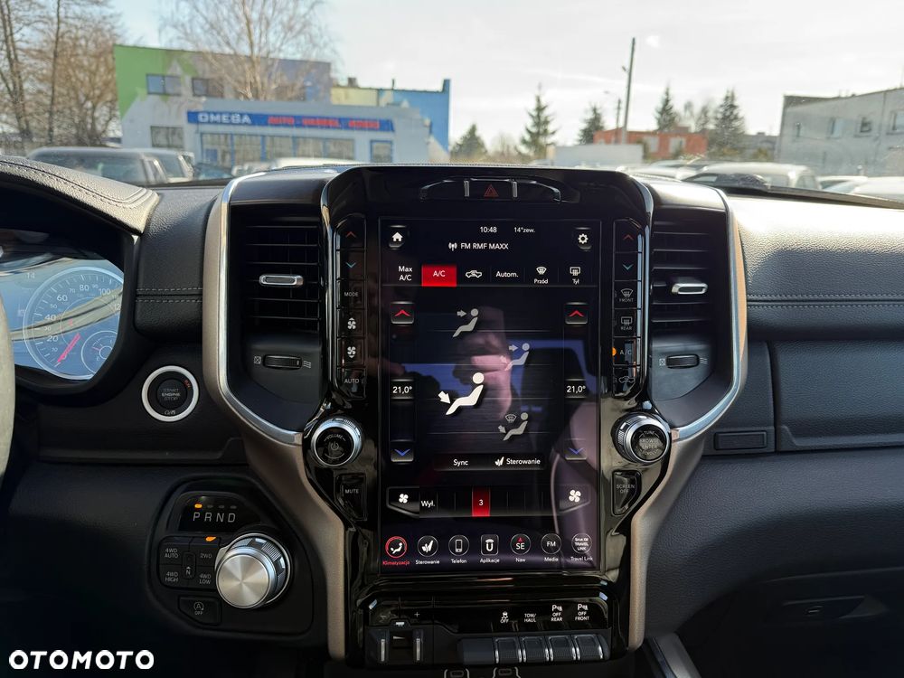 RAM 1500 5.7 Crew Cab Laramie - 16