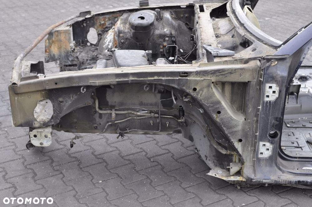 BENTLEY ARNAGE ĆWIARTKA PODŁUŻNICA LEWA PRZÓD - 1