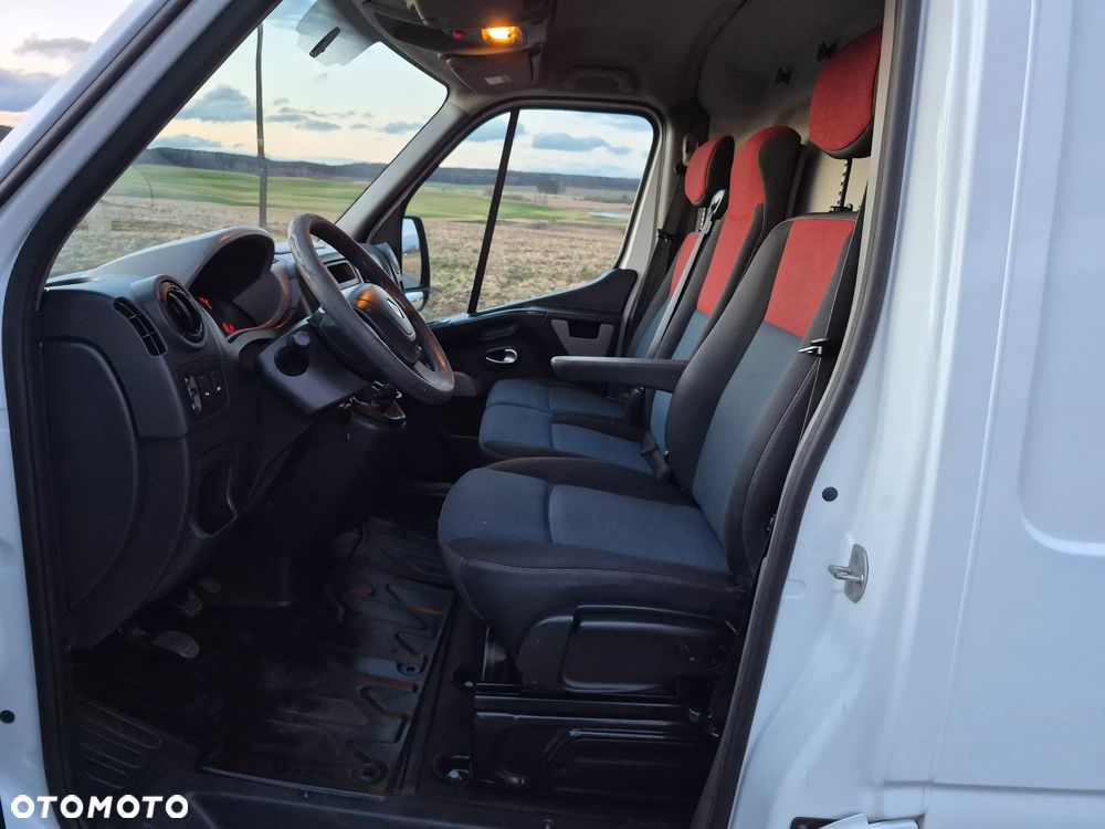 Renault Master - 18