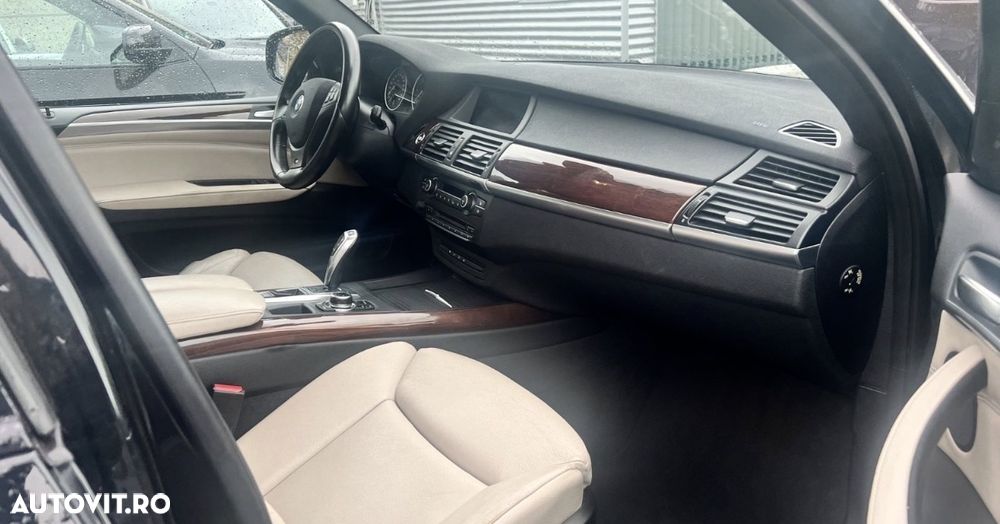 BMW X5 xDrive40d - 14