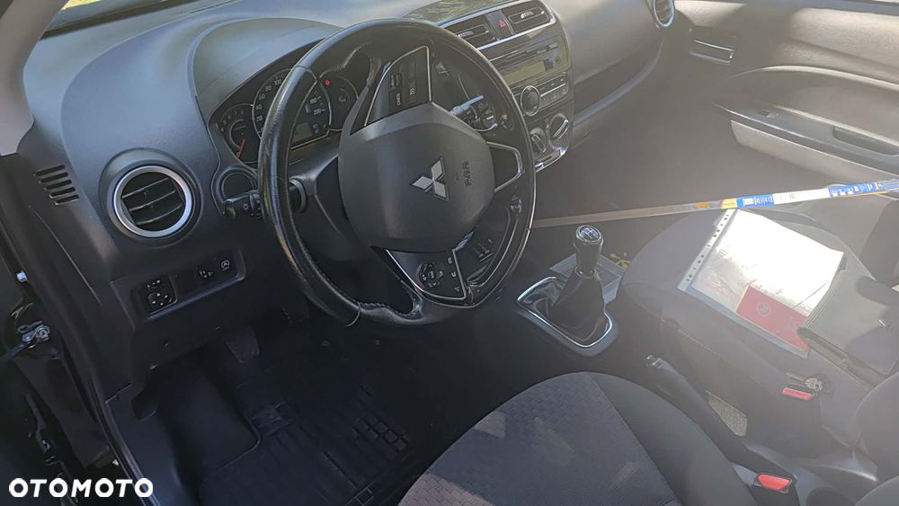 Mitsubishi Space Star 1.2 AS&G Intense - 5