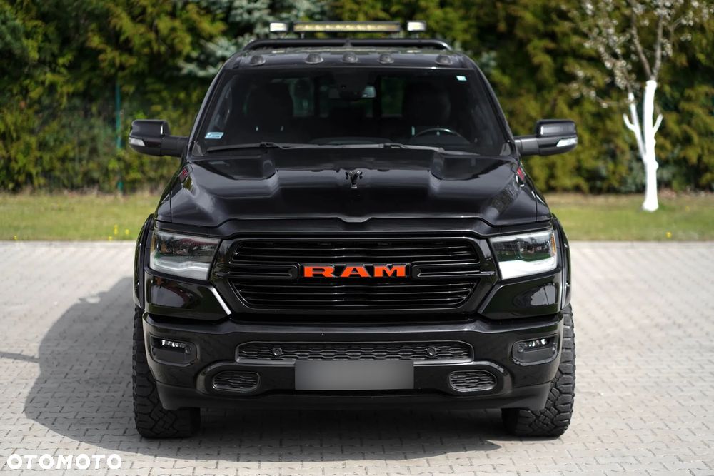 Dodge RAM 5.7 4x4 - 14