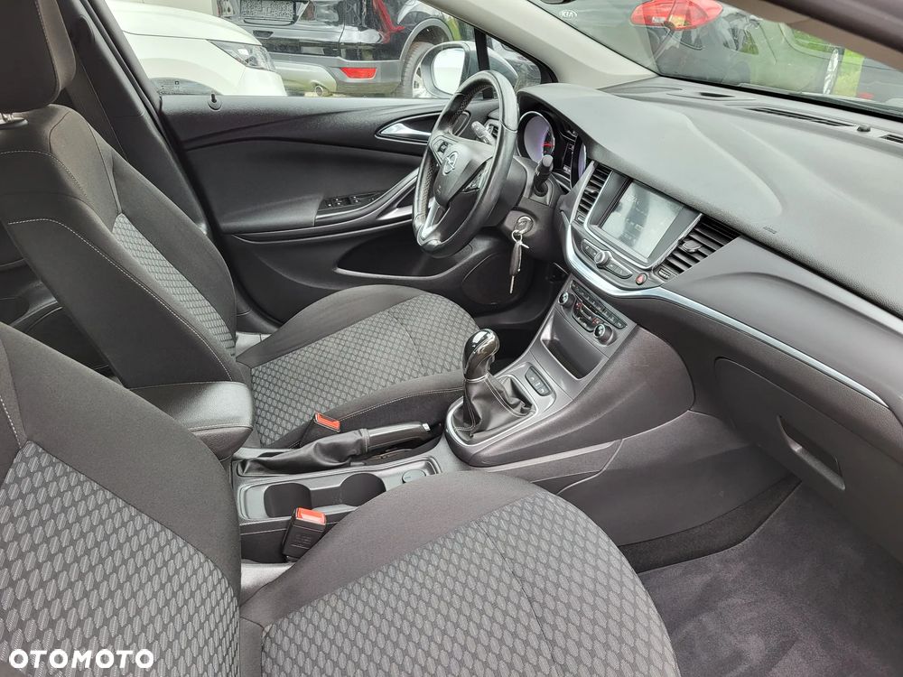 Opel Astra 1.4 Turbo Innovation - 19
