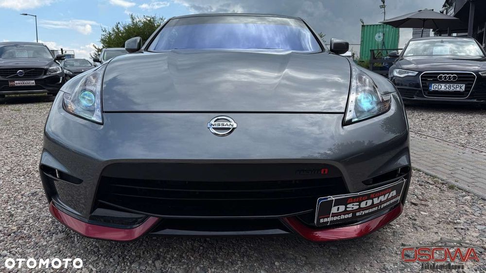 Nissan 370 Z - 33