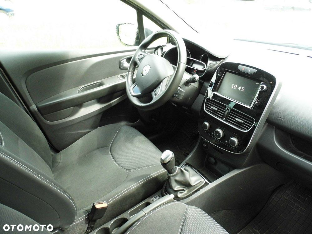 Renault Clio - 7