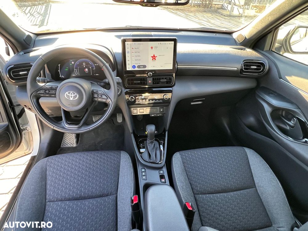 Toyota Yaris Cross - 9