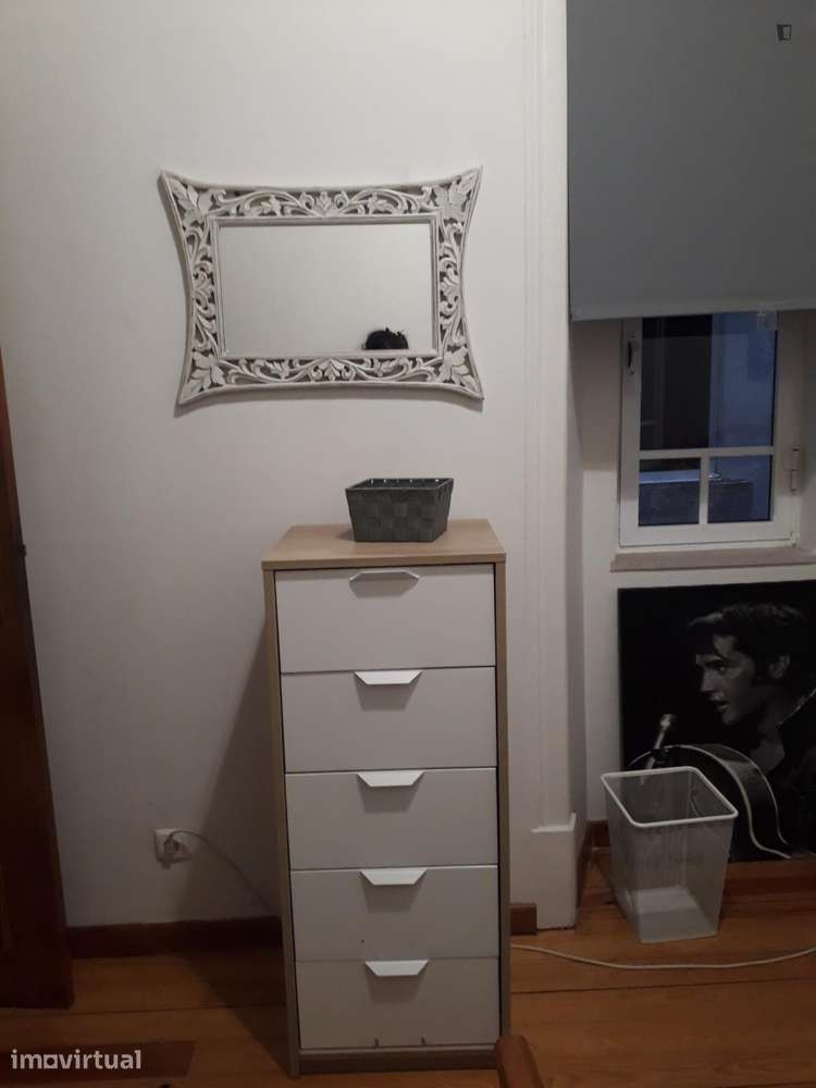Quarto - localizado em Arroios Lisbon - Grande imagem: 4/8