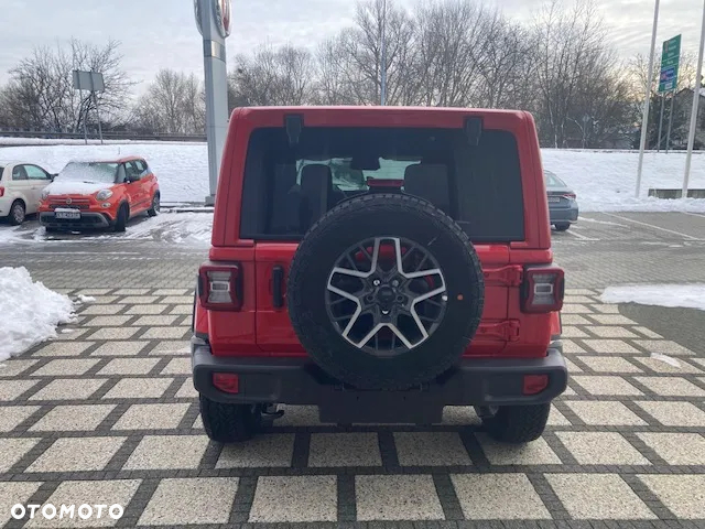 Jeep Wrangler Unlimited GME 2.0 Turbo Sahara - 8