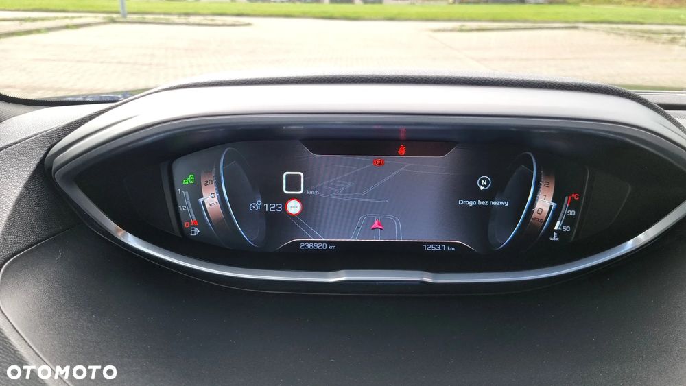 Peugeot 3008 2016
