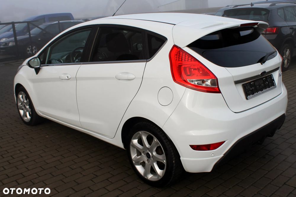 Ford Fiesta 1.6 Ti-VCT Titanium - 5