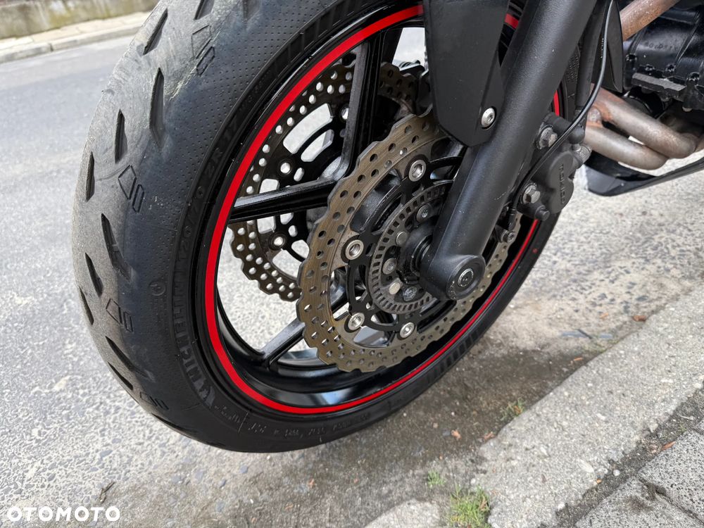 Kawasaki ER - 30