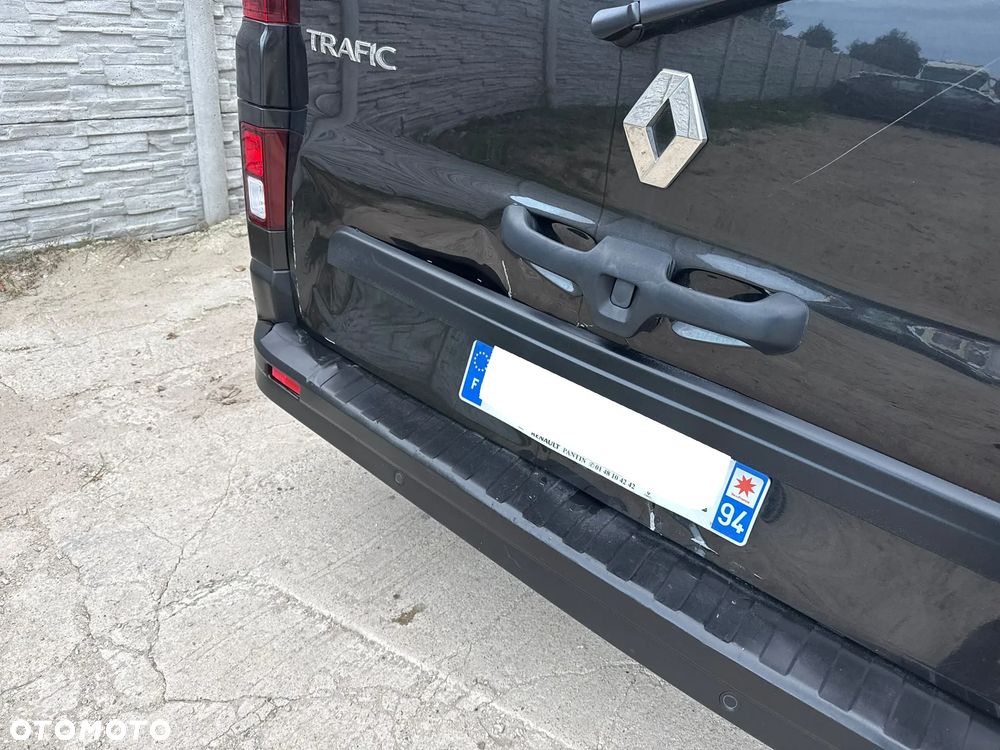 Renault Trafic 2.0 dCi EDC - 27