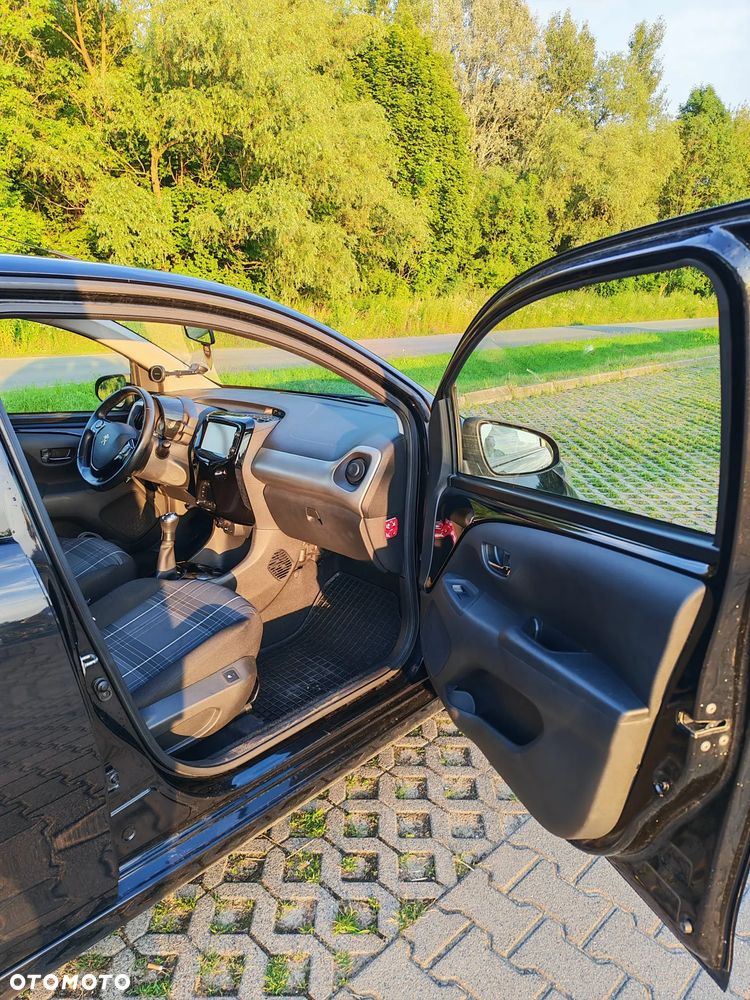 Peugeot 108 PureTech 82 Style - 28