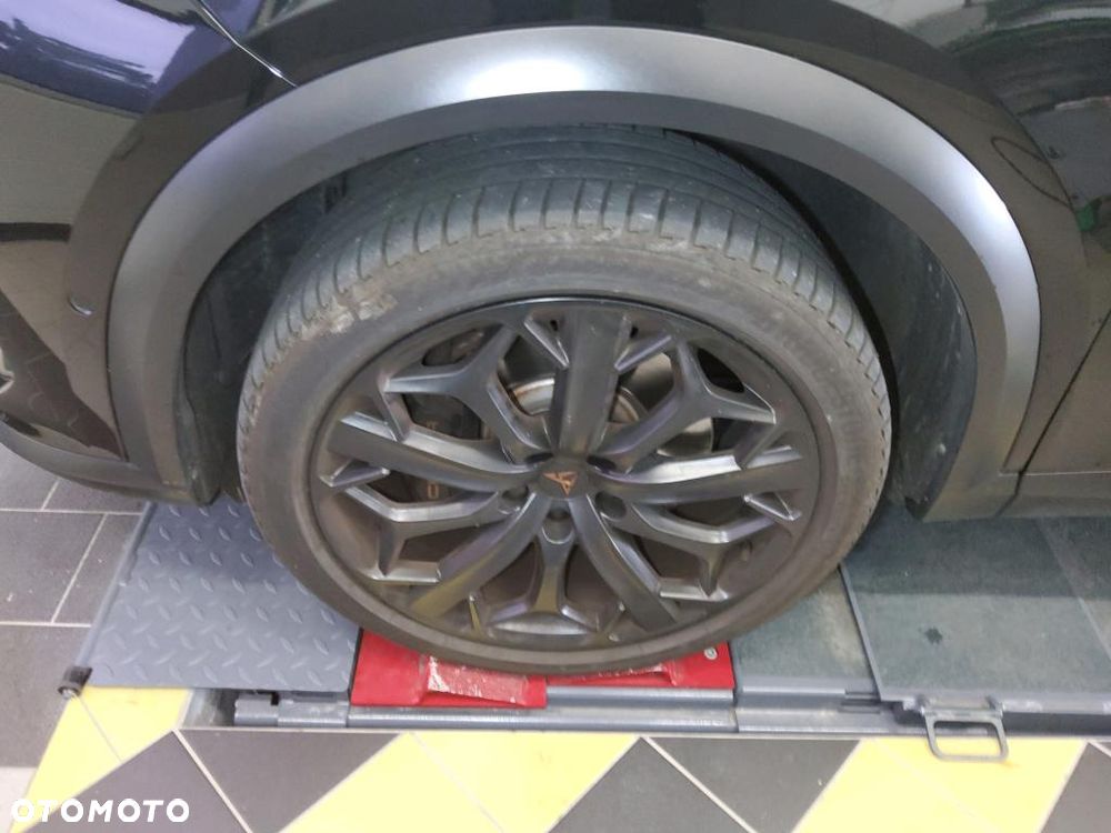 Cupra Formentor VZ 2.0 TSI 4Drive DSG Tribe Edition - 10