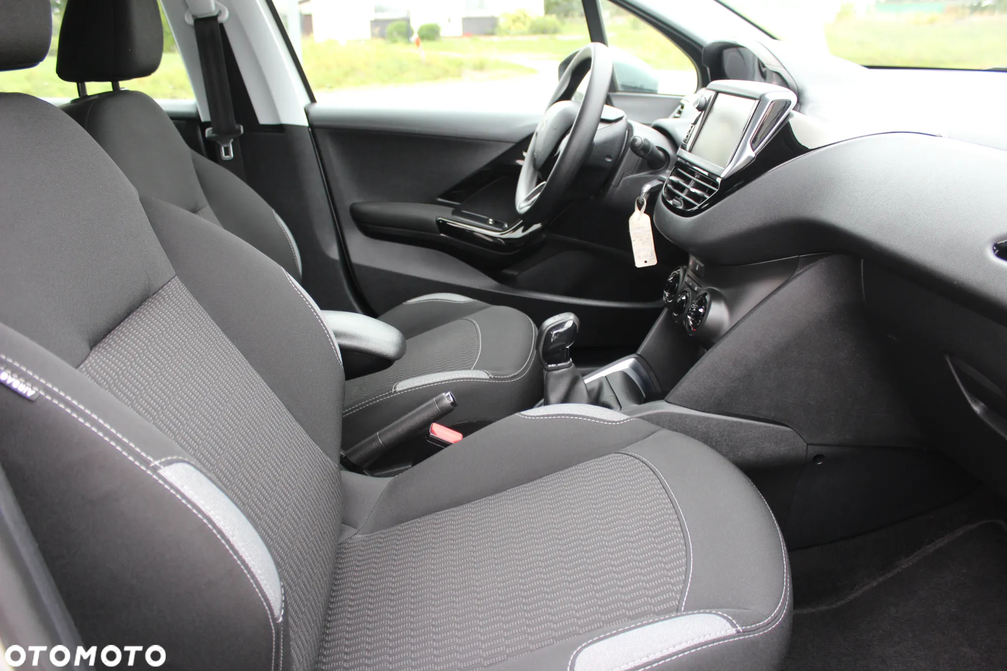 Peugeot 208 Blue-HDi 100 Stop&Start Active - 8