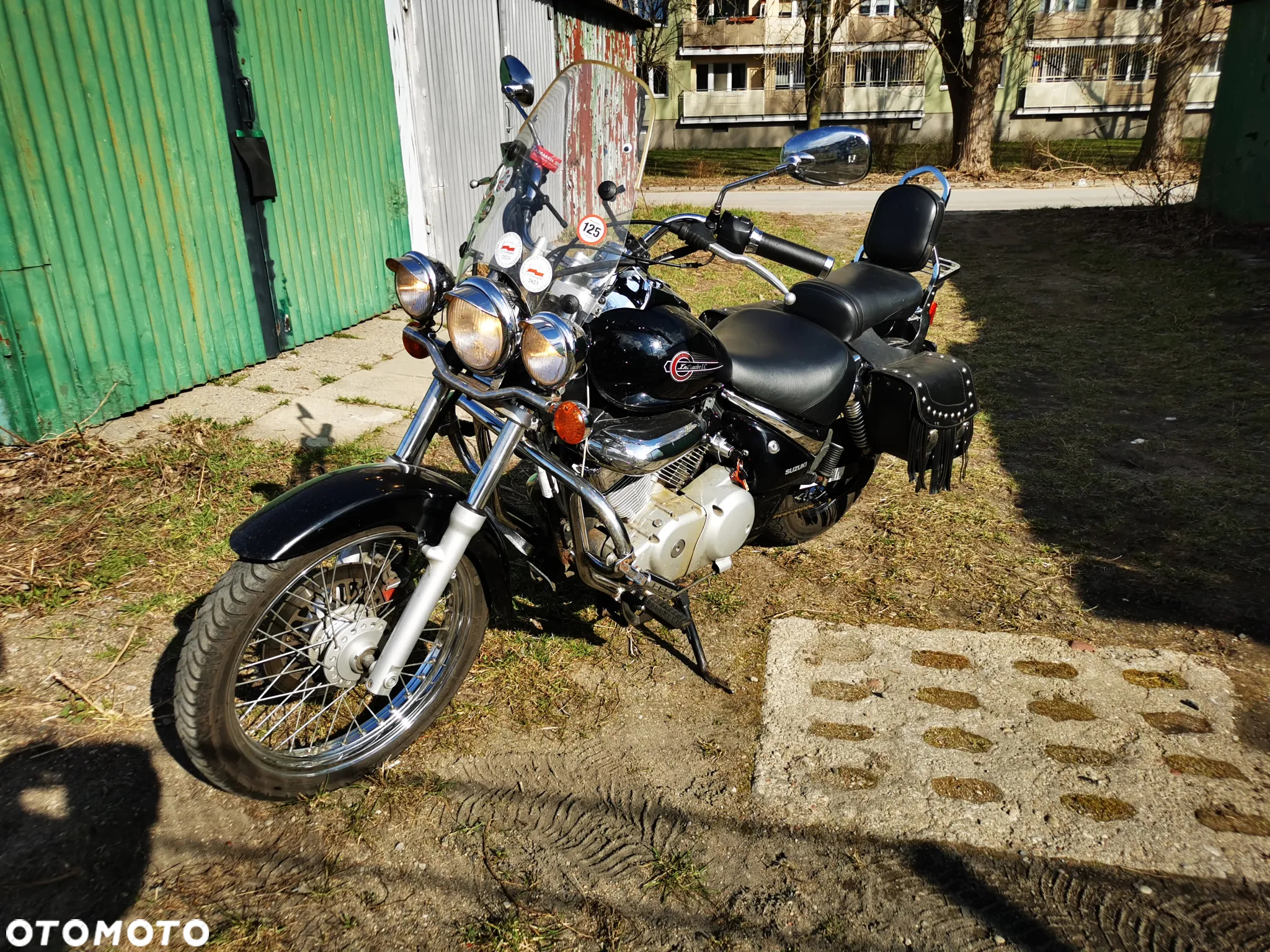 Suzuki Intruder - 4