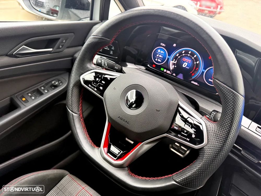 VW Golf 2.0 TSI GTI DSG - 12