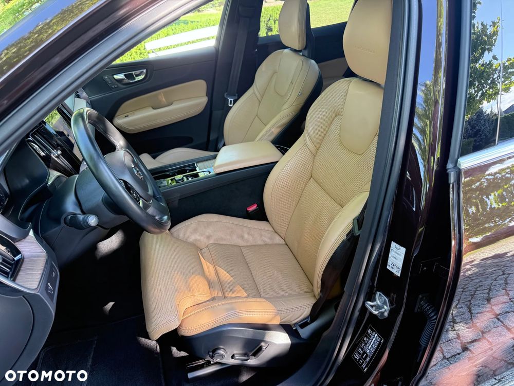 Volvo XC 60 D5 AWD Inscription - 18