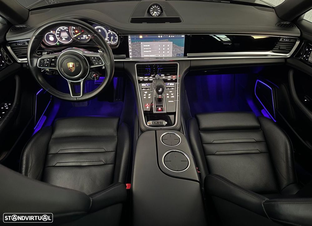 Porsche Panamera Sport Turismo - 10
