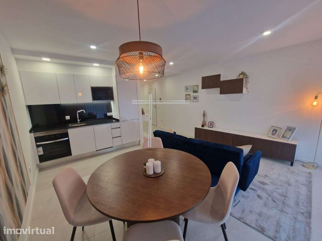Apartamento para entrada imediata totalmente mobiliado e equipado -... - Grande imagem: 4/15