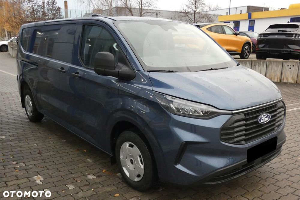 Ford Transit Custom 320 L2H1 Trend A8 2.0 136KM - 3