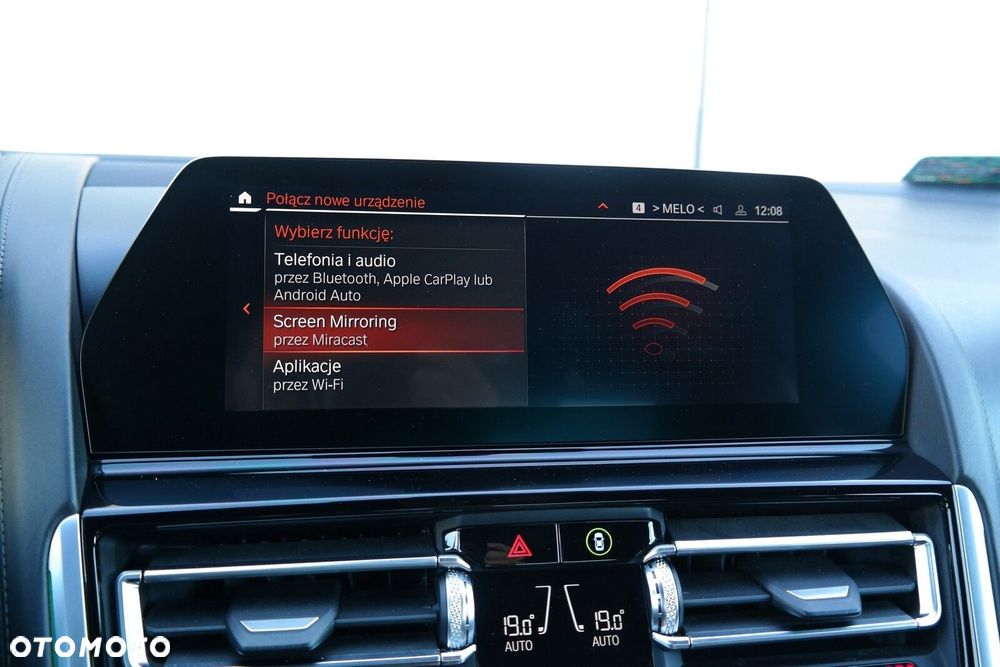 BMW Seria 8 - 31