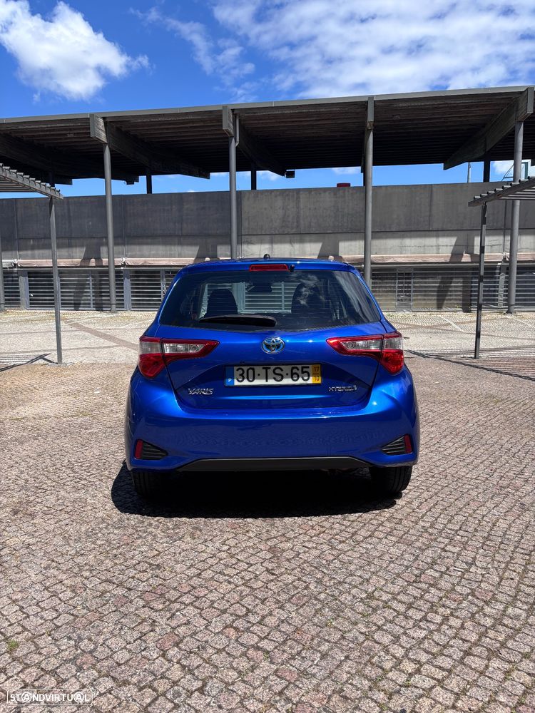 Toyota Yaris 1.5 HSD Comfort+P.Style - 6