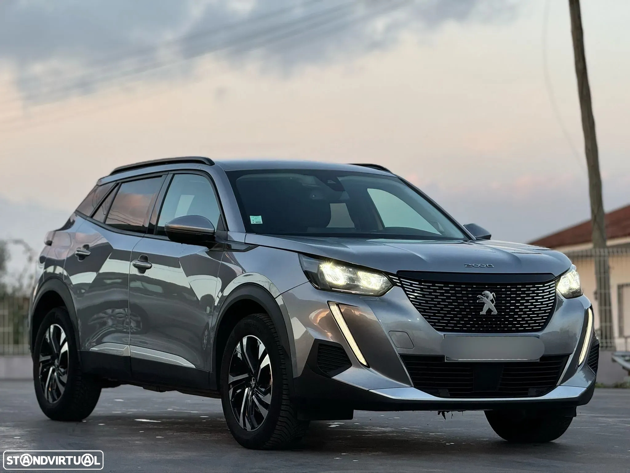 Peugeot 2008 1.5 BlueHDi Allure Pack EAT8 - 5