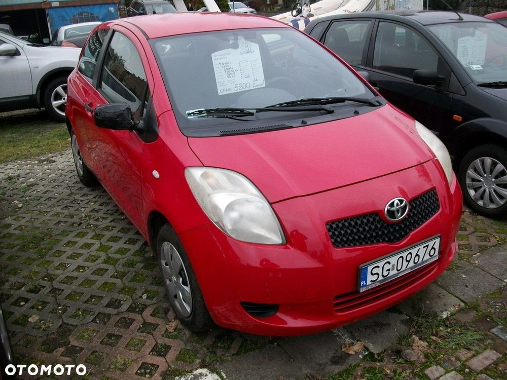 Toyota Yaris - 1