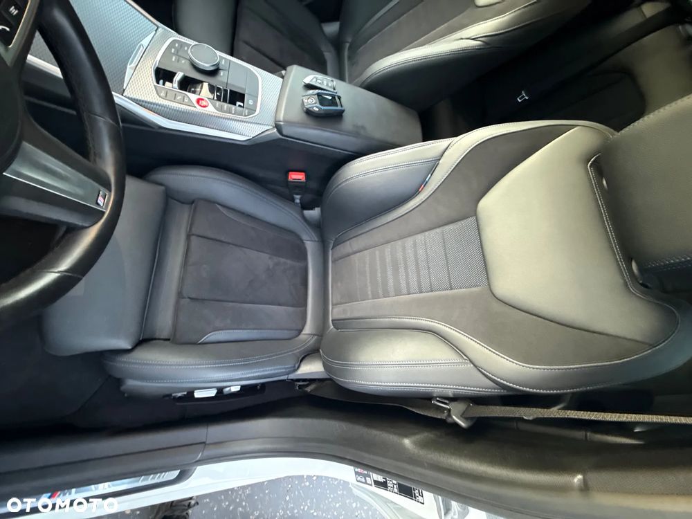 BMW Seria 3 330e xDrive M Sport sport - 35