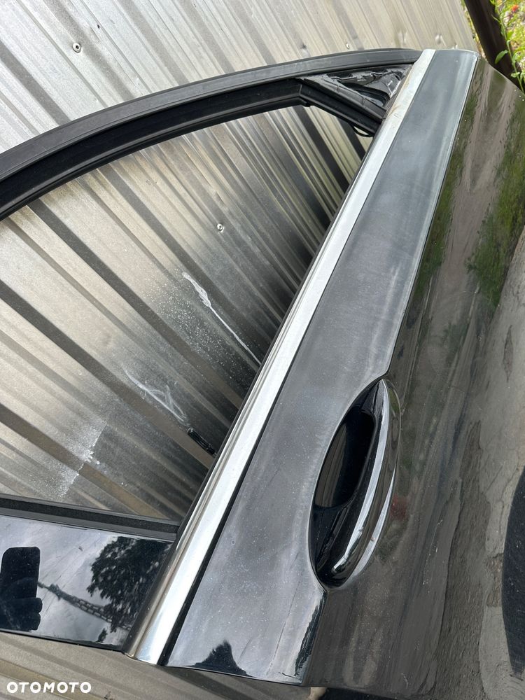 MERCEDES E 213 drzwi  czarne 040  szyba zamek podnośnik  tył przód - 36