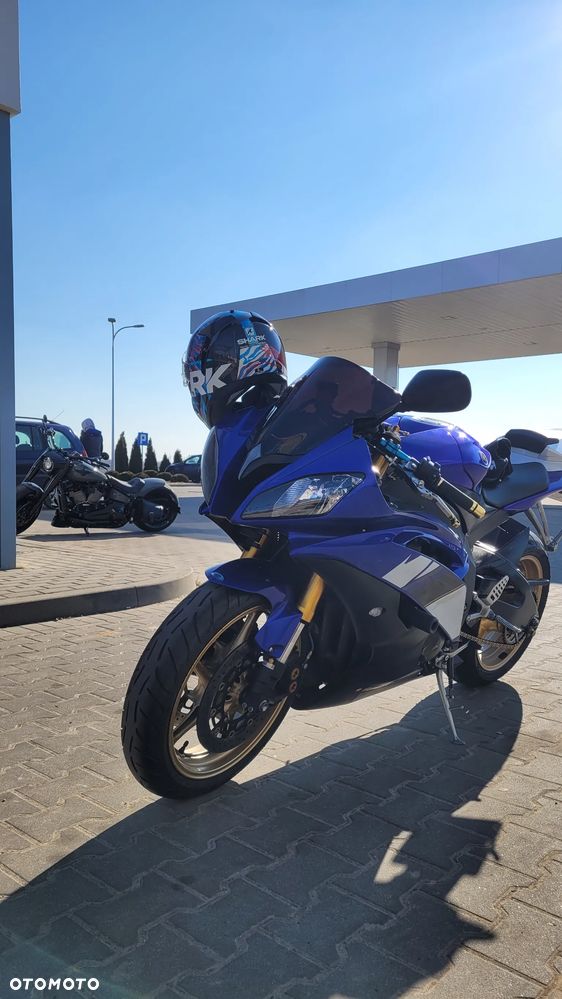 Yamaha R6 - 4