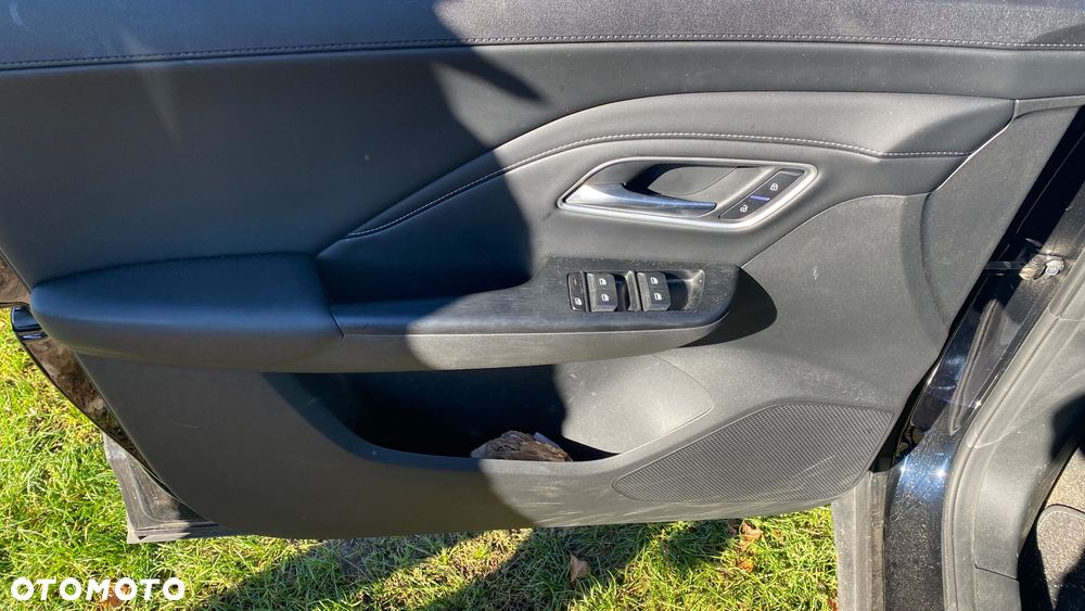 MG ZS Hybrid+ - 21