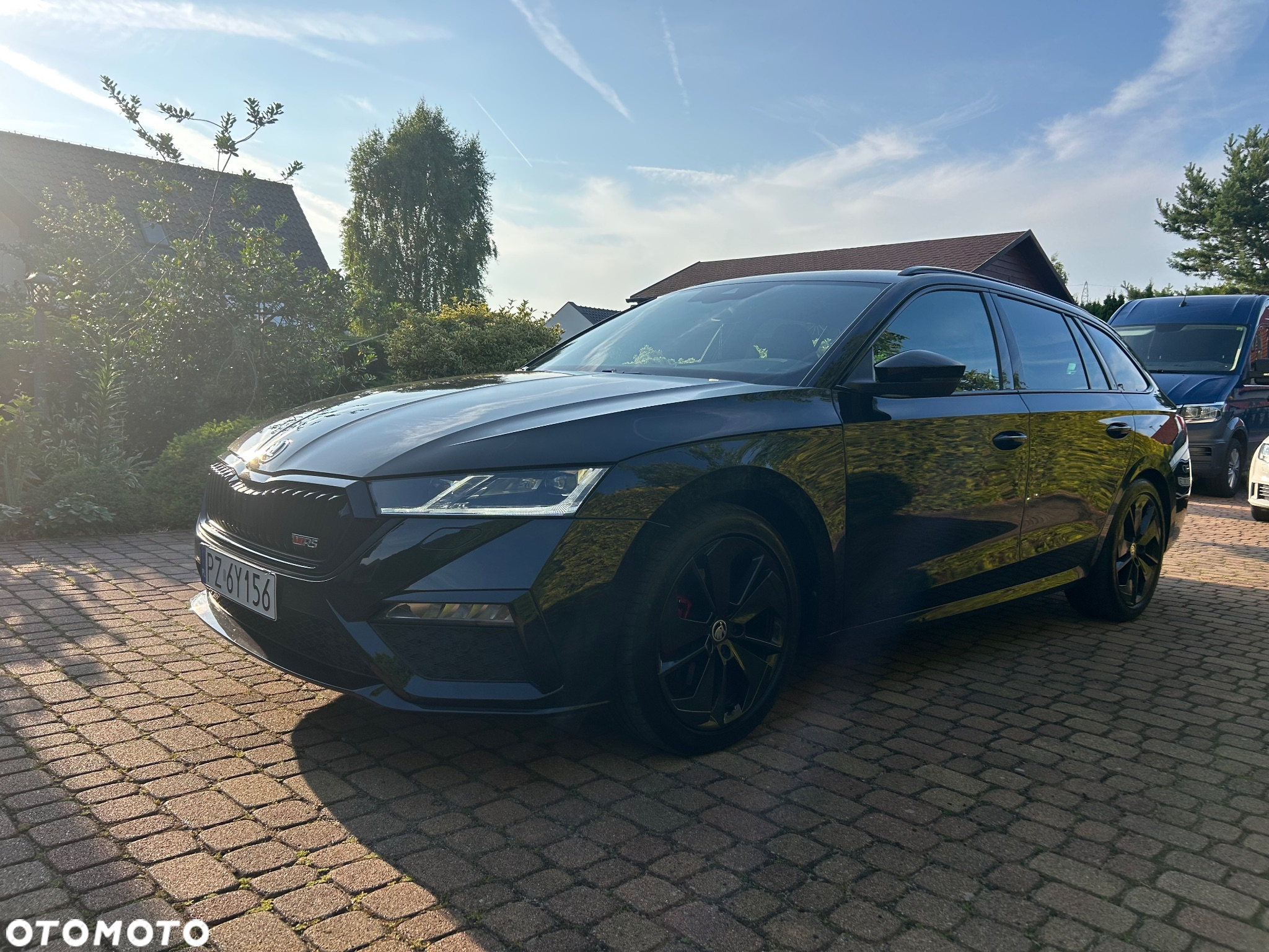 Skoda Octavia 2.0 TDI DSG RS First Edition - 4