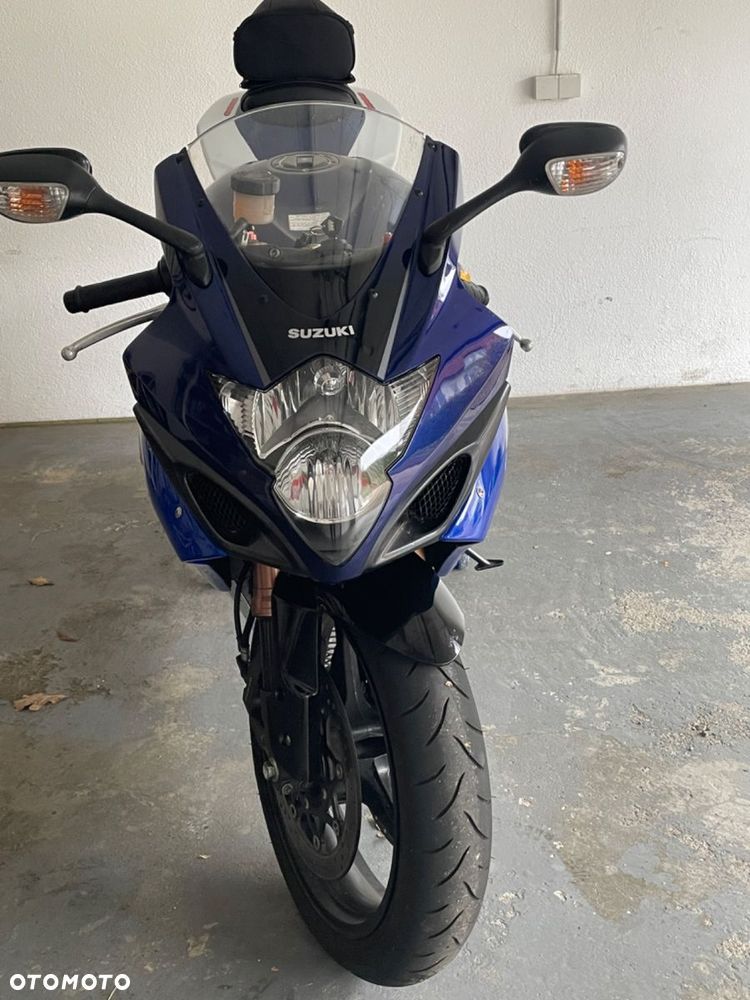 Suzuki GSX-R - 3