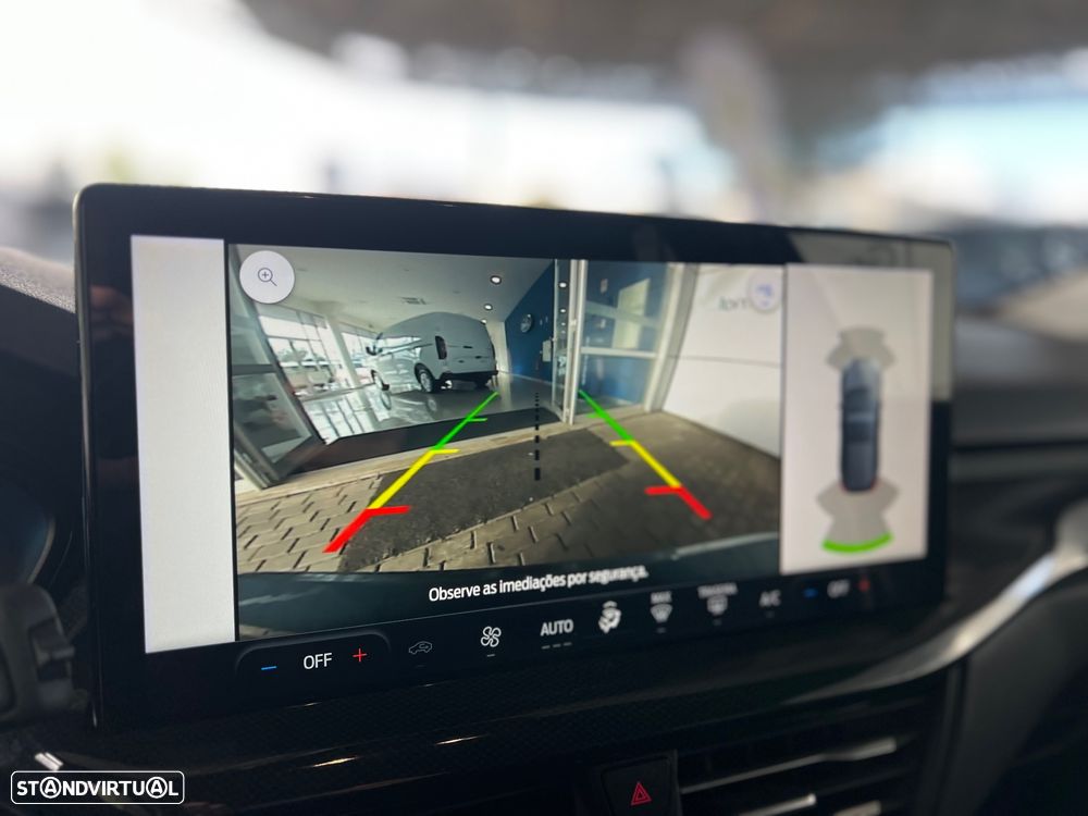 Ford Focus SW 1.0 EcoBoost MHEV ST-Line X - 13