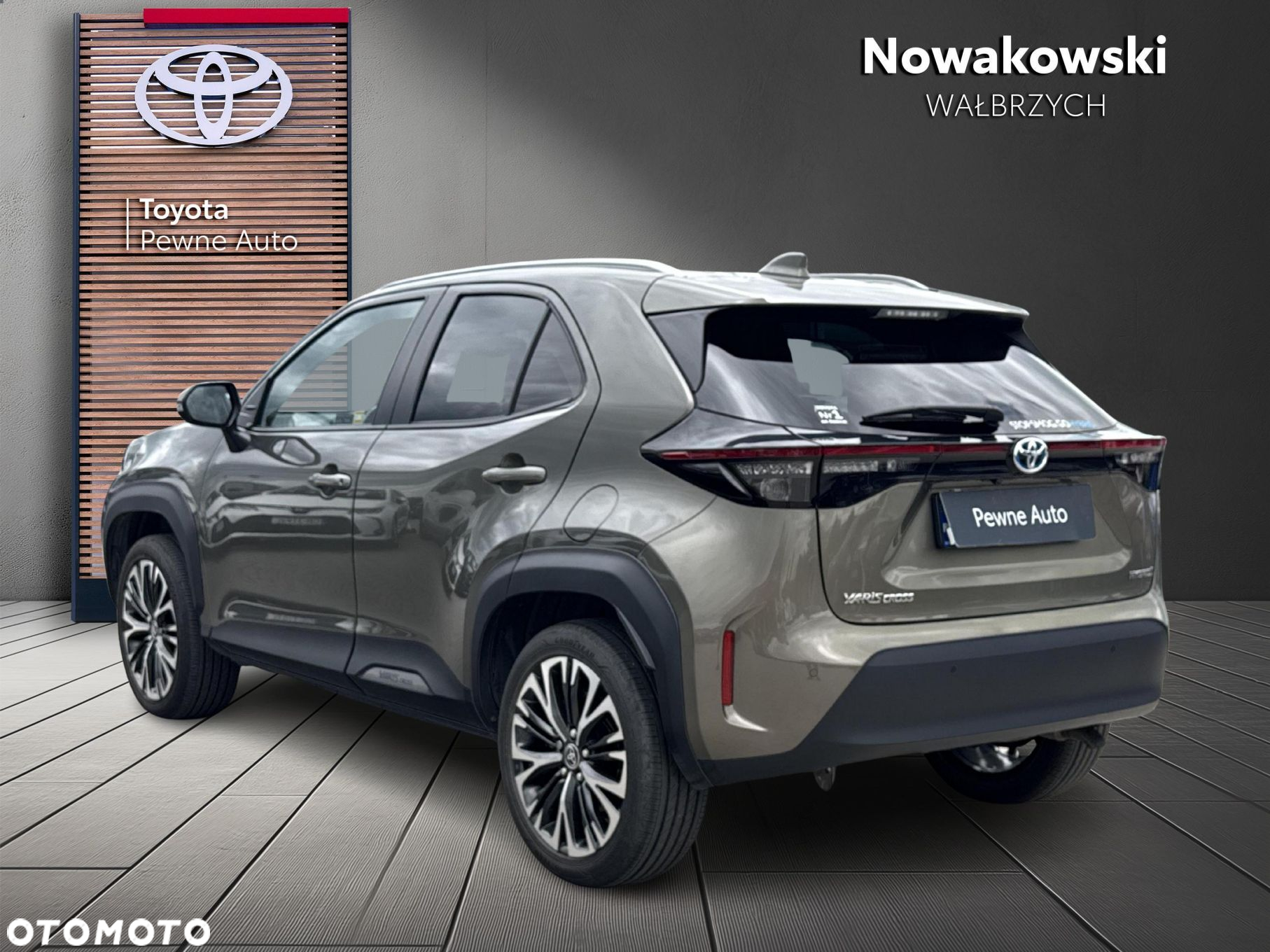 Toyota Yaris Cross Hybrid 1.5 Executive - 4