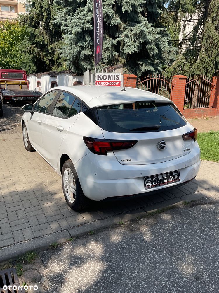 Opel Astra 1.0 T 120 Lat S&S - 8