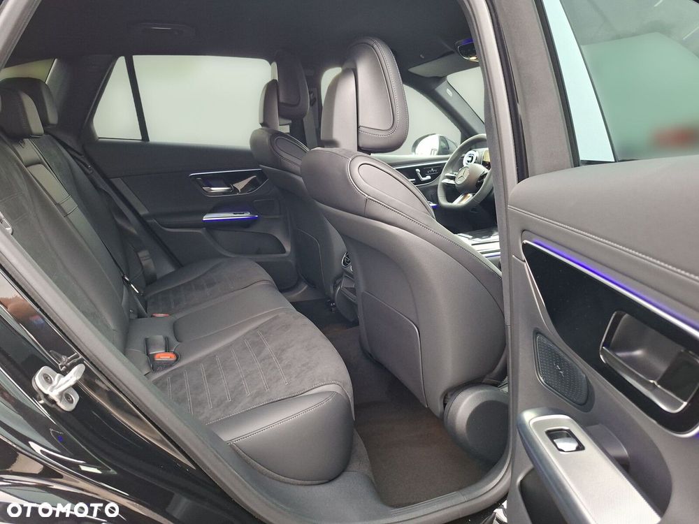 Mercedes-Benz GLC - 15
