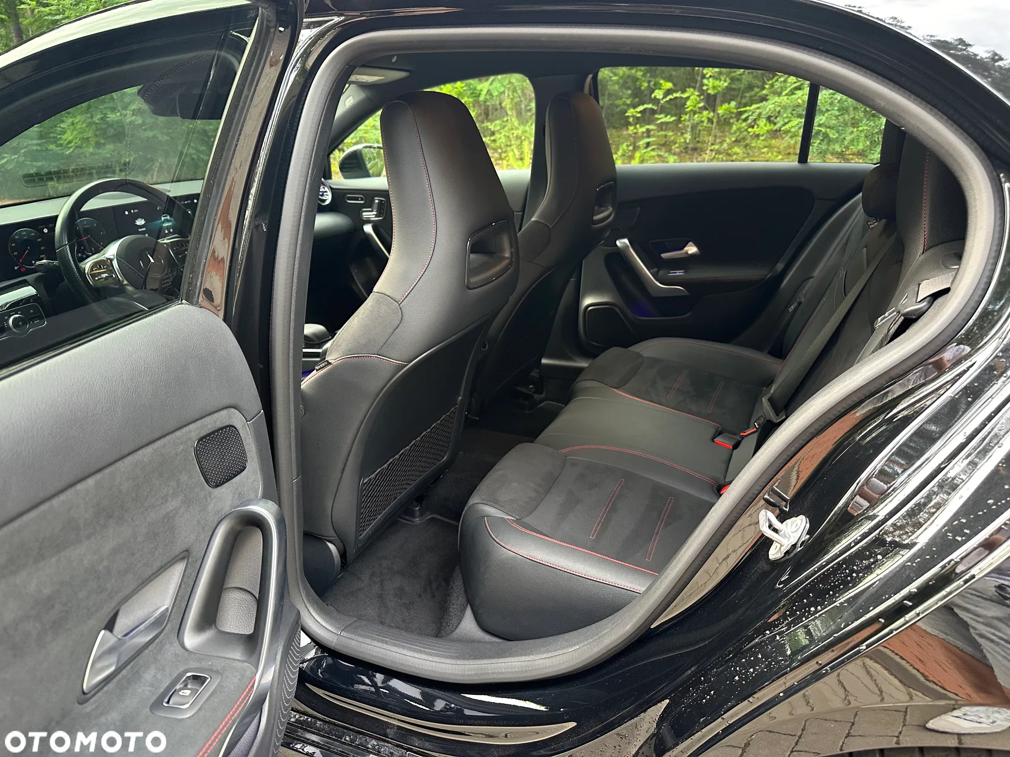 Mercedes-Benz Klasa A 220 d 4-Matic AMG Line 8G-DCT - 13