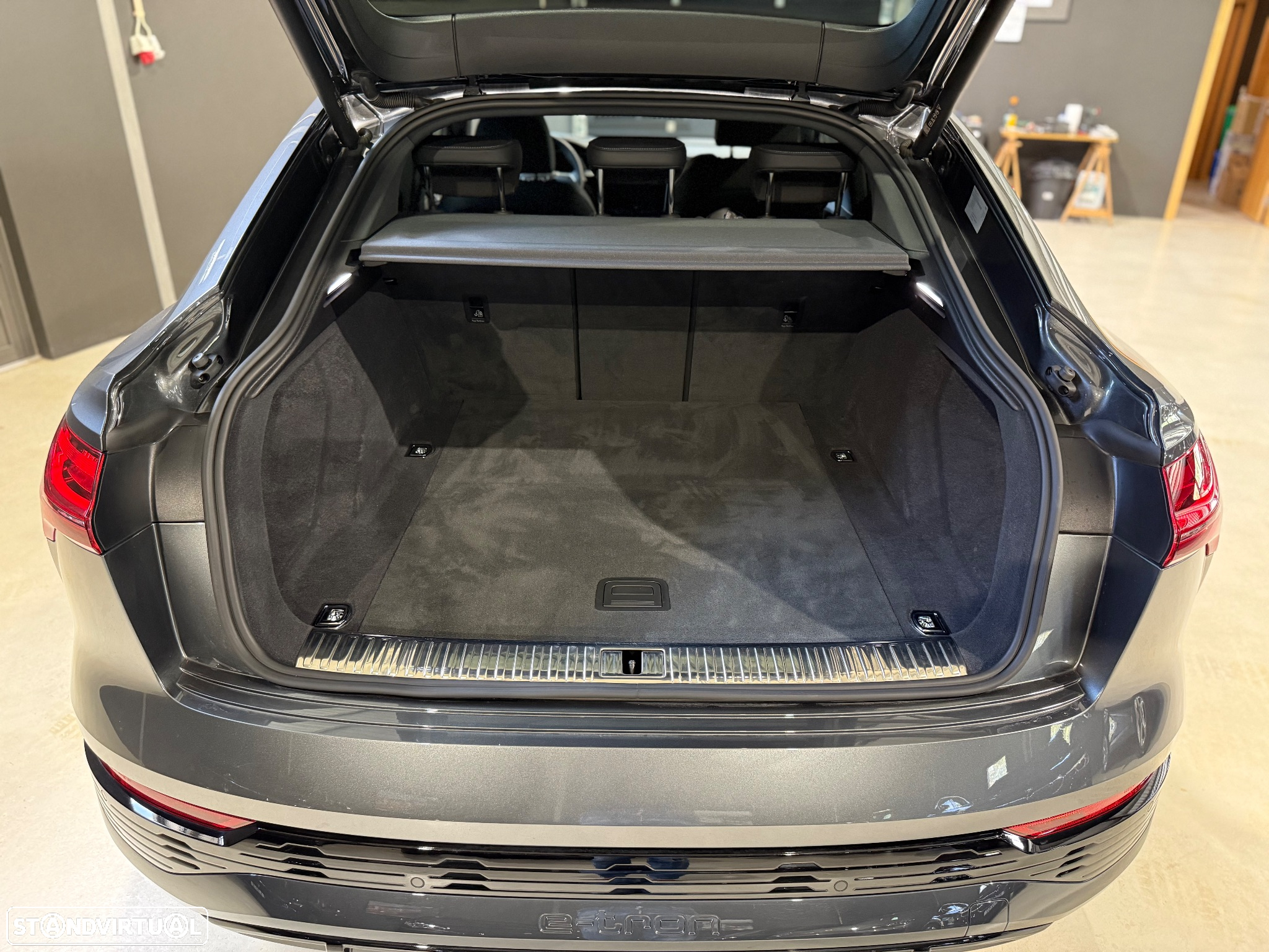 Audi Q8 e-Tron Sportback 50 quattro S line - 17