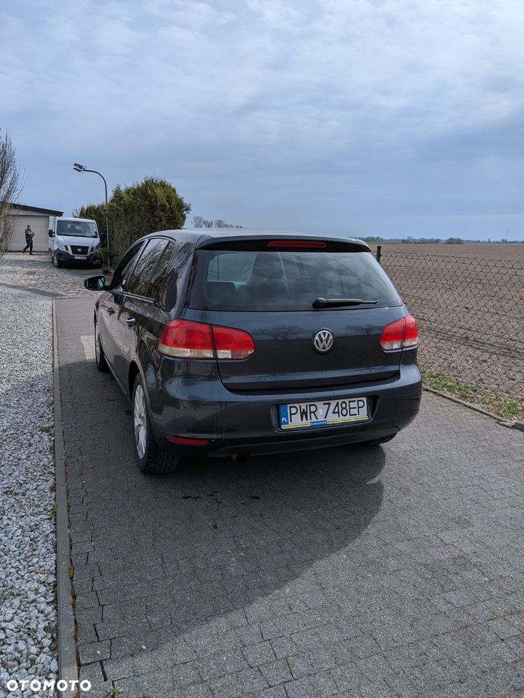 Volkswagen Golf 1.6 TDI DPF MATCH - 5