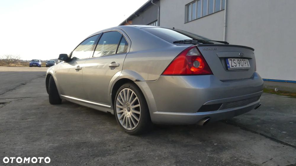 Ford Mondeo - 2