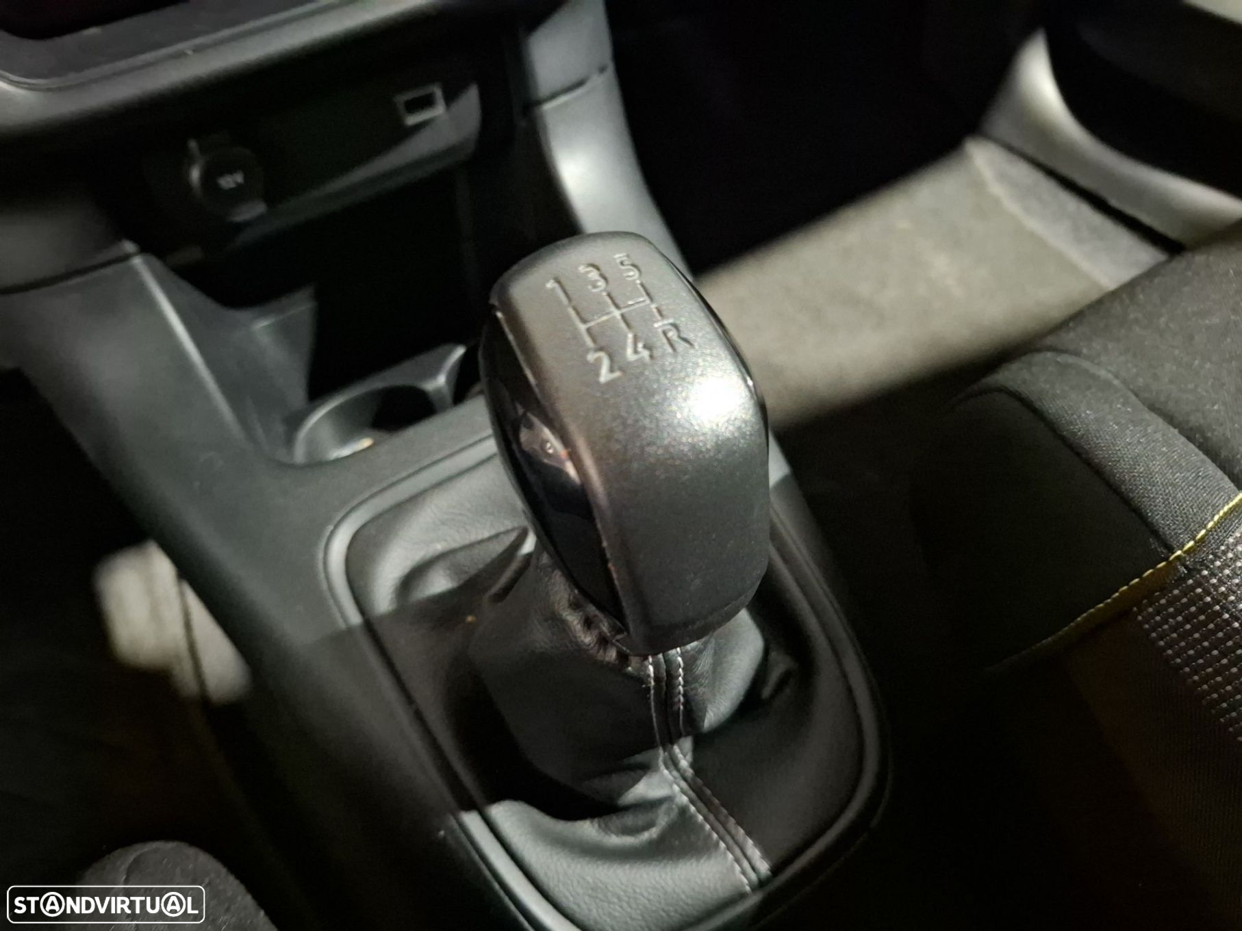 Citroën C3 1.2 PureTech Plus - 17