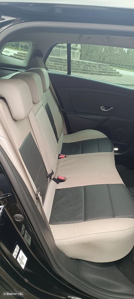 Renault Mégane Sport Tourer - 12